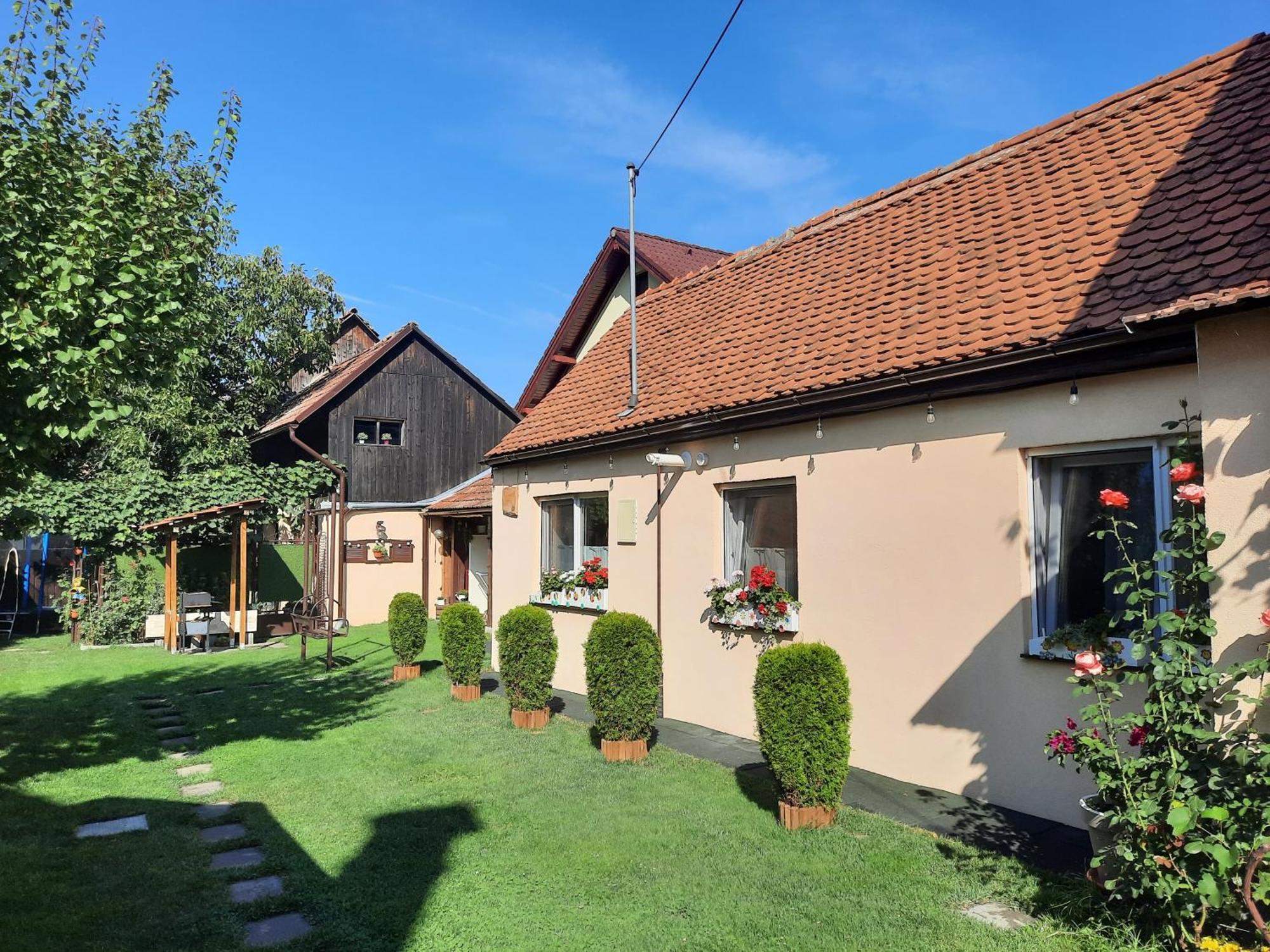 Casa Joy Vila Rîşnov Exterior foto
